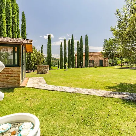 Tulipano Shared Pool 3*